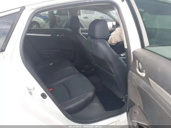 JHMFC1F71JX032233 2018 HONDA CIVIC - Image 8