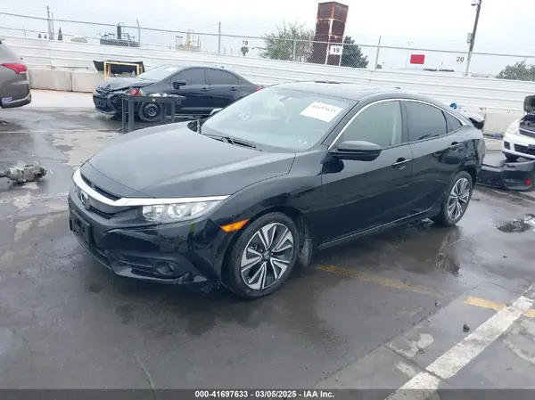 JHMFC1F71JX037884 2018 HONDA CIVIC - Image 2