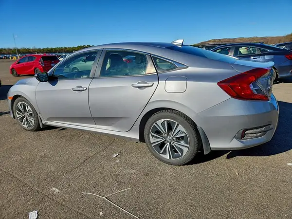 JHMFC1F71JX043782 2018 HONDA CIVIC - Image 2
