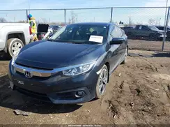 JHMFC1F72JX023587 2018 HONDA CIVIC