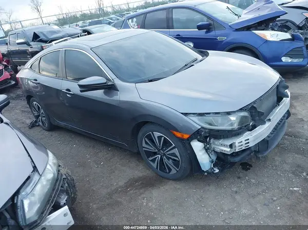 JHMFC1F72JX038574 2018 HONDA CIVIC - Image 1