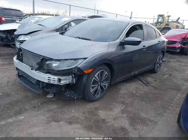 JHMFC1F72JX038574 2018 HONDA CIVIC - Image 2