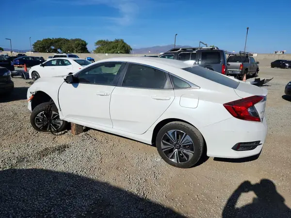 JHMFC1F72JX041071 2018 HONDA CIVIC - Image 2