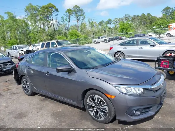 JHMFC1F72JX044147 2018 HONDA CIVIC - Image 1