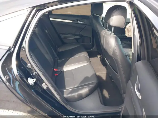 JHMFC1F73JX014994 2018 HONDA CIVIC - Image 8