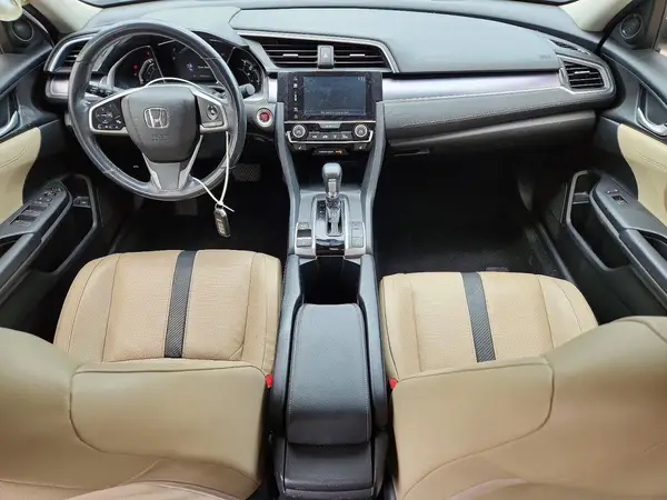JHMFC1F73JX015451 2018 HONDA CIVIC - Image 8