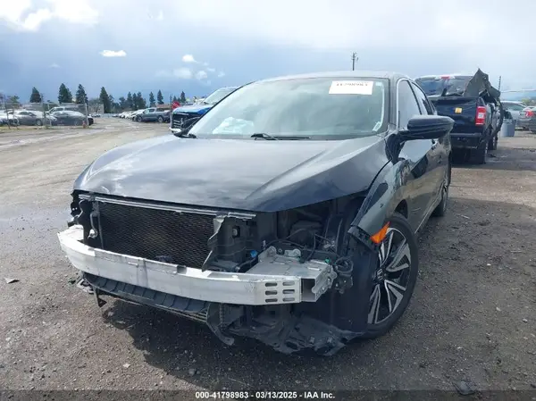 JHMFC1F73JX020360 2018 HONDA CIVIC - Image 2