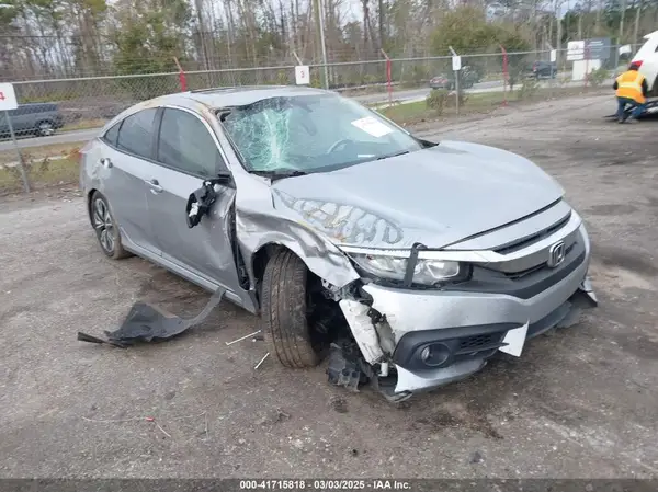 JHMFC1F73JX021301 2018 HONDA CIVIC - Image 1