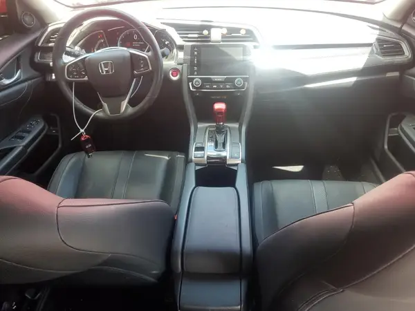 JHMFC1F73JX028085 2018 HONDA CIVIC - Image 8