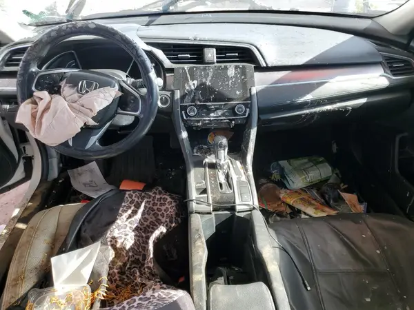 JHMFC1F73JX036221 2018 HONDA CIVIC - Image 8