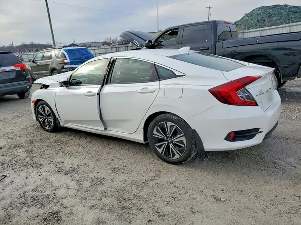 JHMFC1F74JX000134 2018 HONDA CIVIC - Image 2