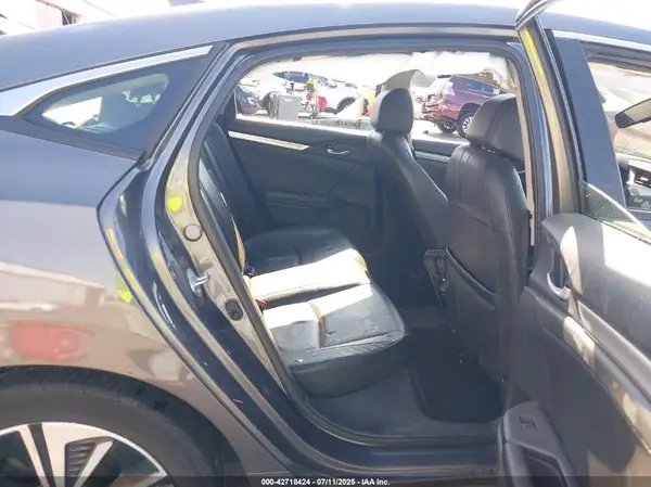 JHMFC1F74JX006421 2018 HONDA CIVIC - Image 8