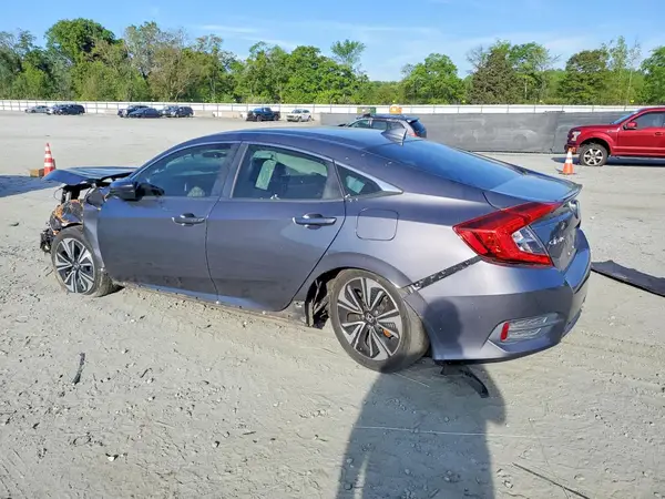 JHMFC1F74JX026443 2018 HONDA CIVIC - Image 2