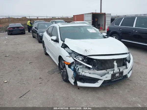 JHMFC1F74JX033036 2018 HONDA CIVIC - Image 1