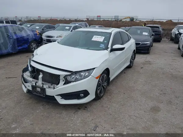 JHMFC1F74JX033036 2018 HONDA CIVIC - Image 2