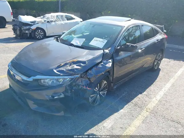 JHMFC1F74JX037698 2018 HONDA CIVIC - Image 2