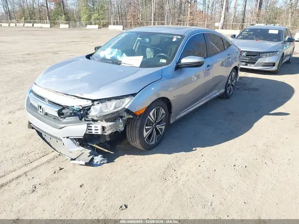 JHMFC1F75JX000840 2018 HONDA CIVIC - Image 2