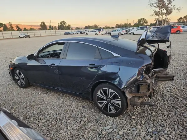JHMFC1F75JX001440 2018 HONDA CIVIC - Image 2