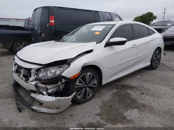 JHMFC1F75JX003771 2018 HONDA CIVIC - Image 2