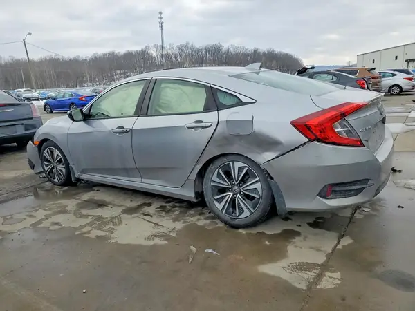 JHMFC1F76JX002872 2018 HONDA CIVIC - Image 2