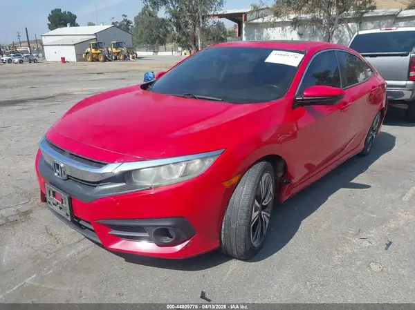 JHMFC1F76JX005321 2018 HONDA CIVIC - Image 2