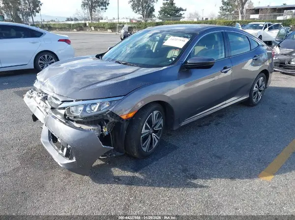 JHMFC1F76JX011250 2018 HONDA CIVIC - Image 2