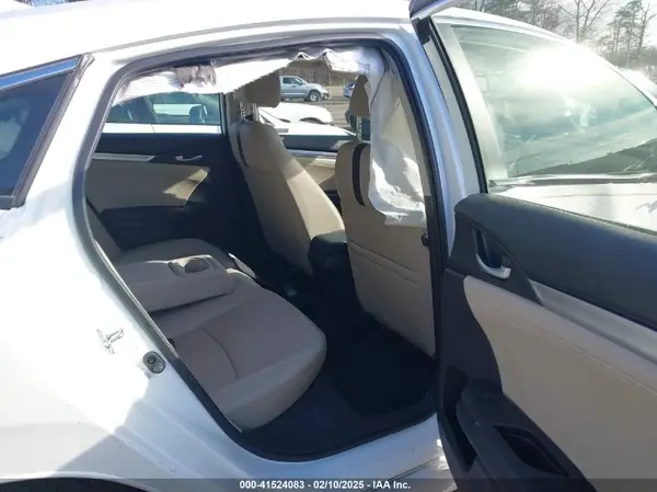 JHMFC1F76JX020403 2018 HONDA CIVIC - Image 8