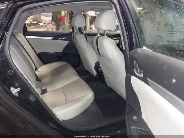 JHMFC1F76JX028050 2018 HONDA CIVIC - Image 8