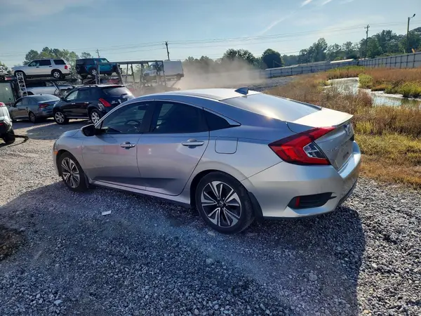 JHMFC1F76JX029862 2018 HONDA CIVIC - Image 2
