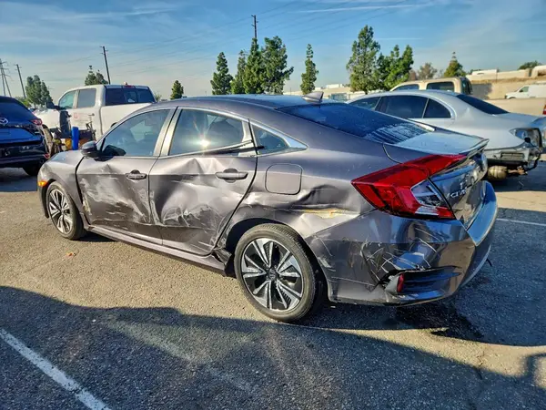 JHMFC1F76JX034155 2018 HONDA CIVIC - Image 2