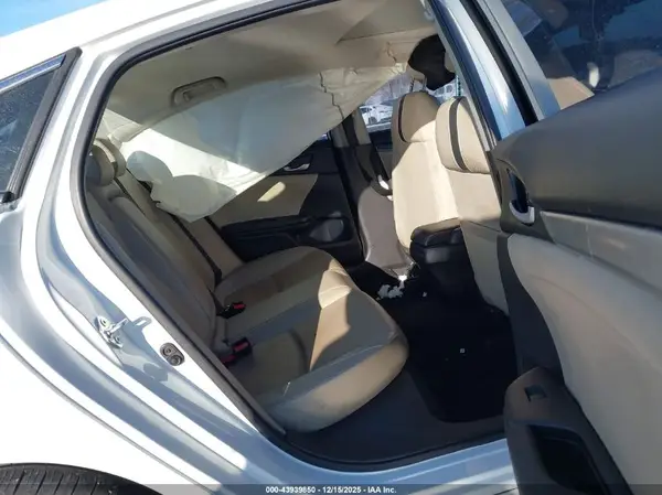 JHMFC1F77JX003710 2018 HONDA CIVIC - Image 8