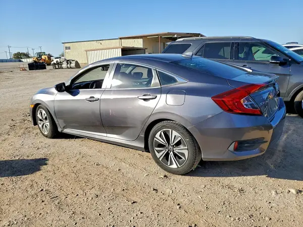 JHMFC1F77JX007918 2018 HONDA CIVIC - Image 2