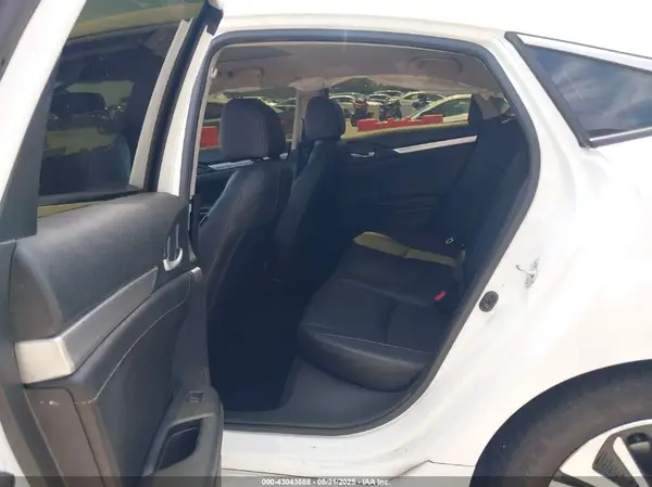 JHMFC1F77JX010494 2018 HONDA CIVIC - Image 8