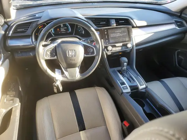 JHMFC1F77JX014660 2018 HONDA CIVIC - Image 8