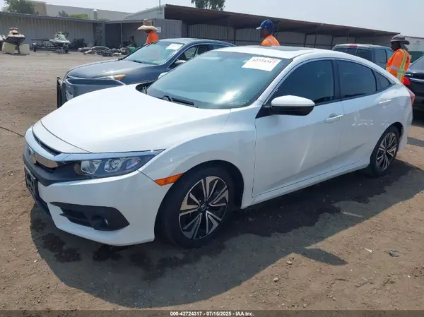 JHMFC1F77JX022161 2018 HONDA CIVIC - Image 2