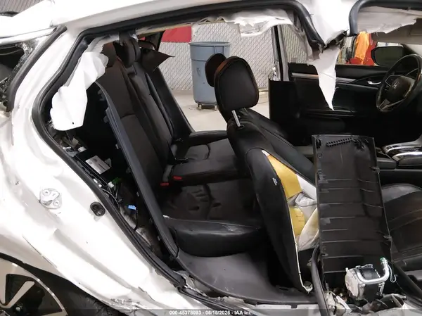 JHMFC1F77JX028395 2018 HONDA CIVIC - Image 8