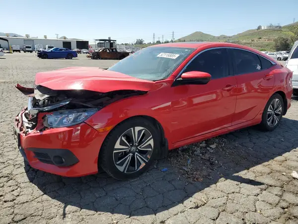 JHMFC1F77JX028834 2018 HONDA CIVIC - Image 1