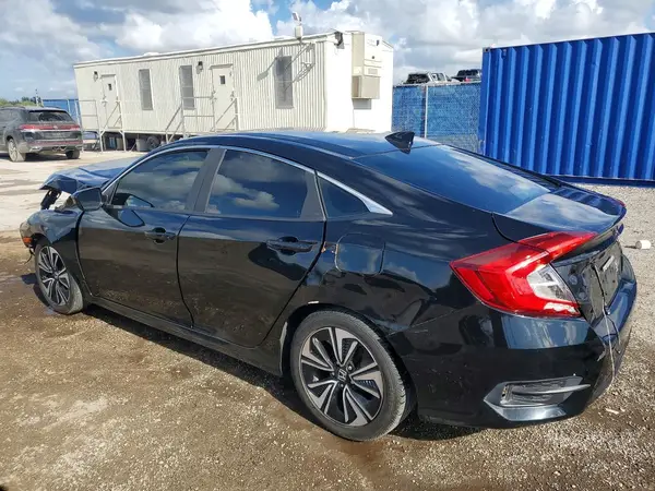 JHMFC1F77JX031359 2018 HONDA CIVIC - Image 2