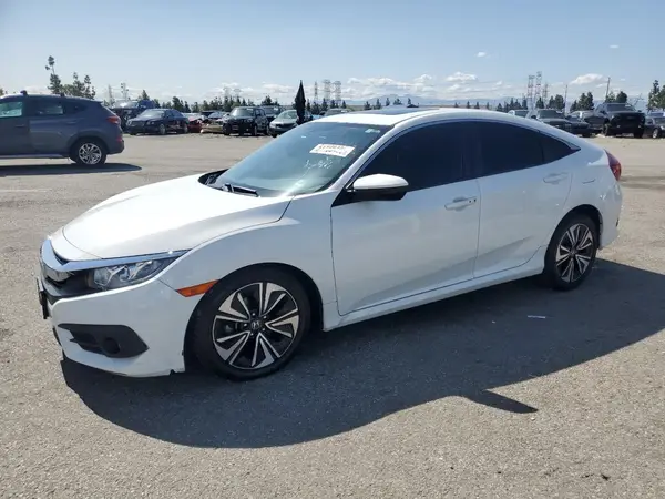 JHMFC1F77JX032561 2018 HONDA CIVIC - Image 1