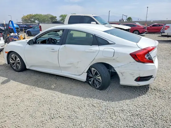 JHMFC1F77JX033810 2018 HONDA CIVIC - Image 2