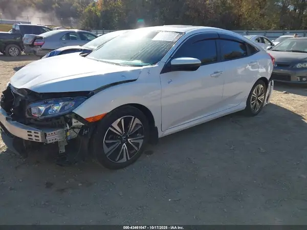 JHMFC1F77JX035573 2018 HONDA CIVIC - Image 2