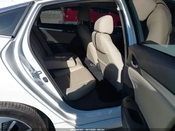 JHMFC1F77JX035573 2018 HONDA CIVIC - Image 8