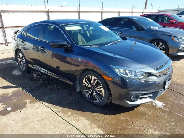 JHMFC1F77JX038652 2018 HONDA CIVIC - Image 1