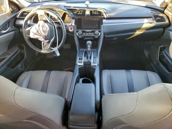 JHMFC1F78JX003733 2018 HONDA CIVIC - Image 8