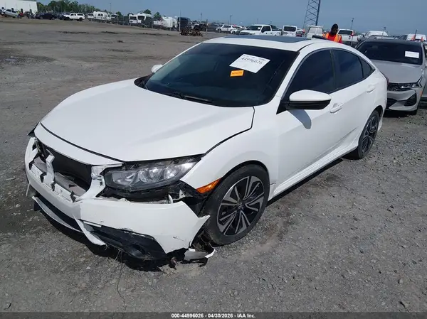 JHMFC1F78JX014778 2018 HONDA CIVIC - Image 2