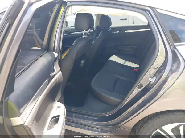 JHMFC1F78JX016370 2018 HONDA CIVIC - Image 8