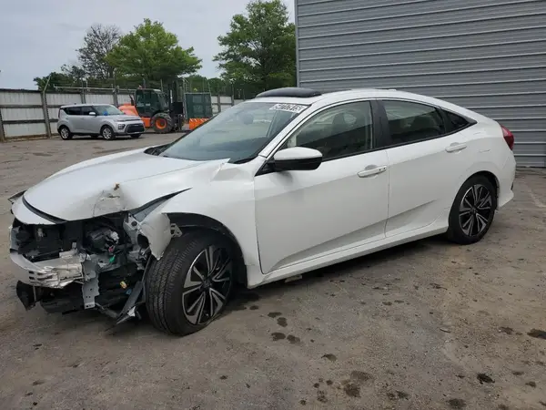JHMFC1F78JX027949 2018 HONDA CIVIC - Image 1