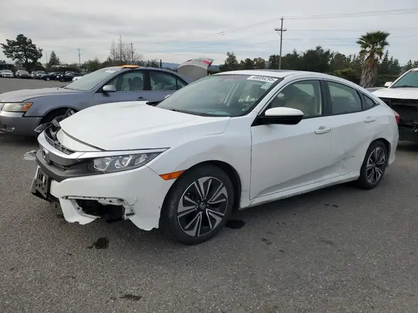 JHMFC1F78JX028857 2018 HONDA CIVIC - Image 1