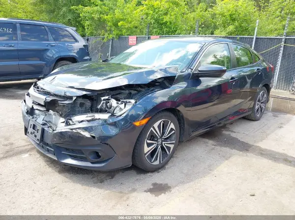JHMFC1F79JX000517 2018 HONDA CIVIC - Image 2