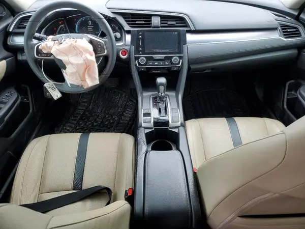 JHMFC1F79JX001070 2018 HONDA CIVIC - Image 8